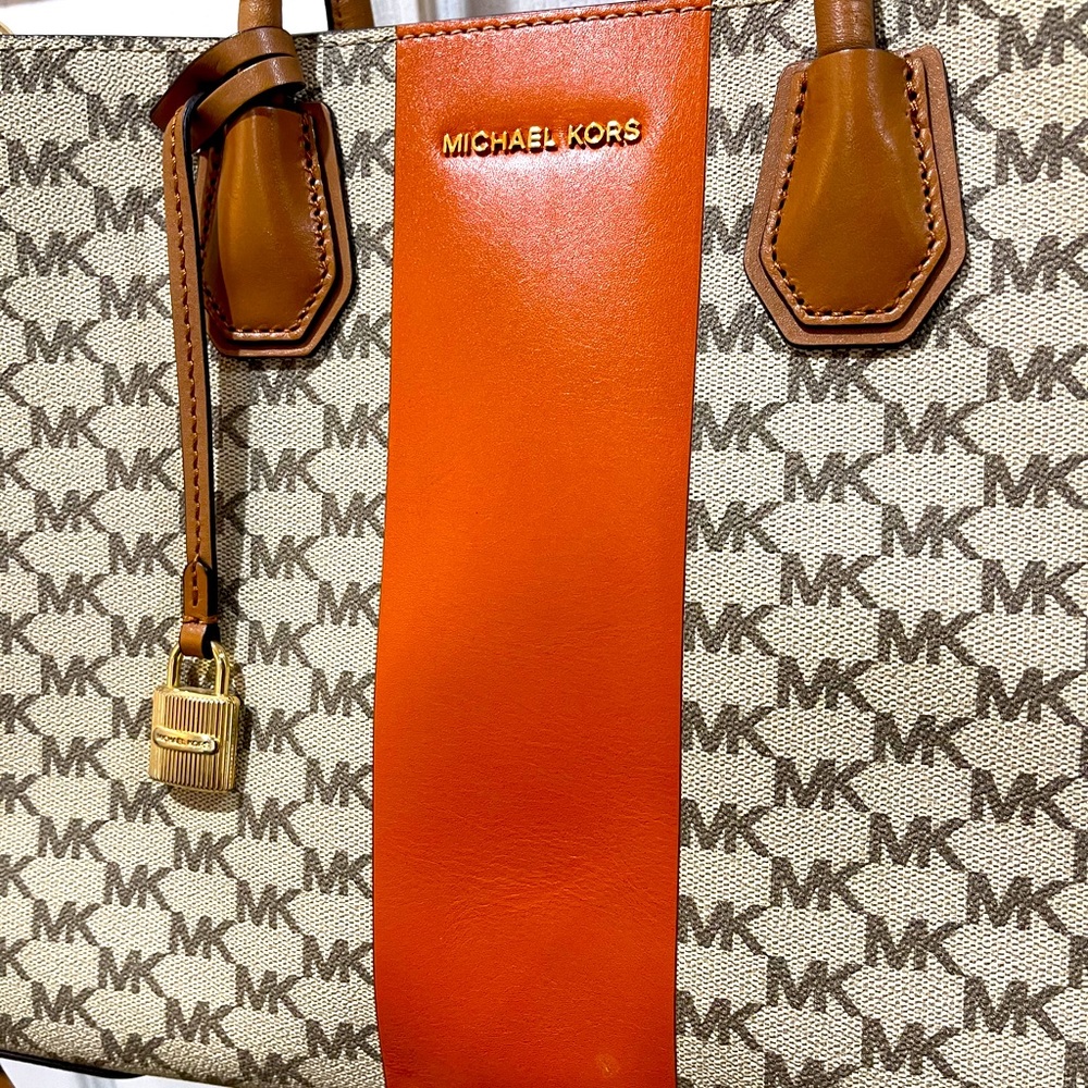 Michael Kors Center Stripe Convertible Large Tote - image 3